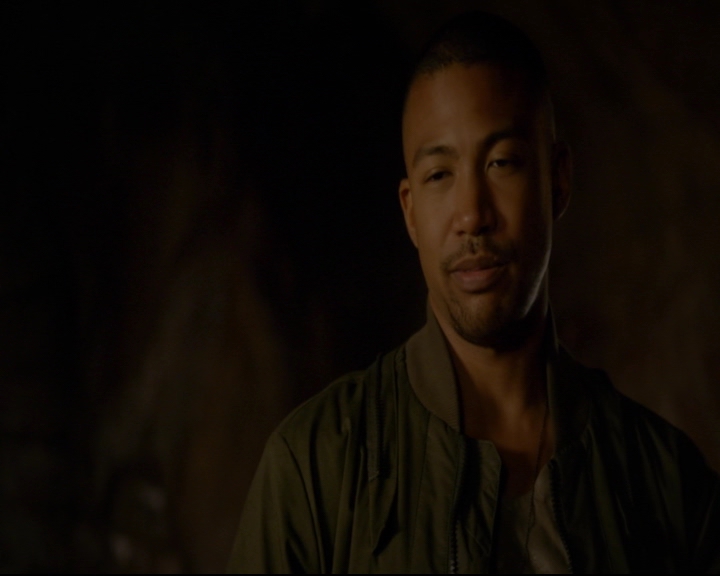 vampirediariesworld-dot-nl_TheOriginals5x04BetweenTheDevilAndTheDeepBlueSea01765.jpg