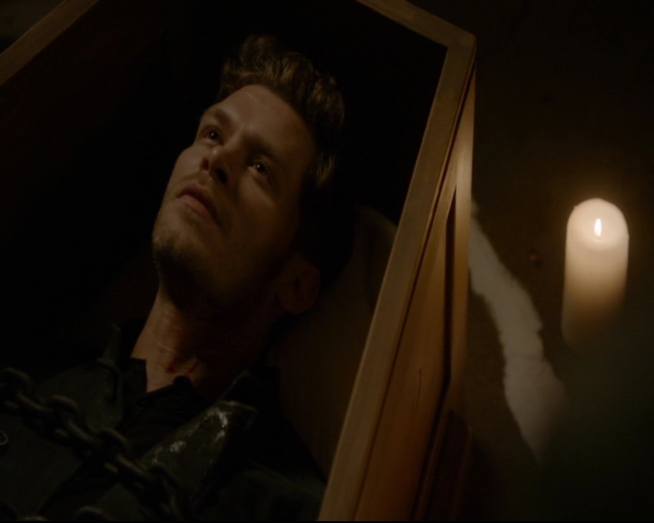 vampirediariesworld-dot-nl_TheOriginals5x04BetweenTheDevilAndTheDeepBlueSea01766.jpg