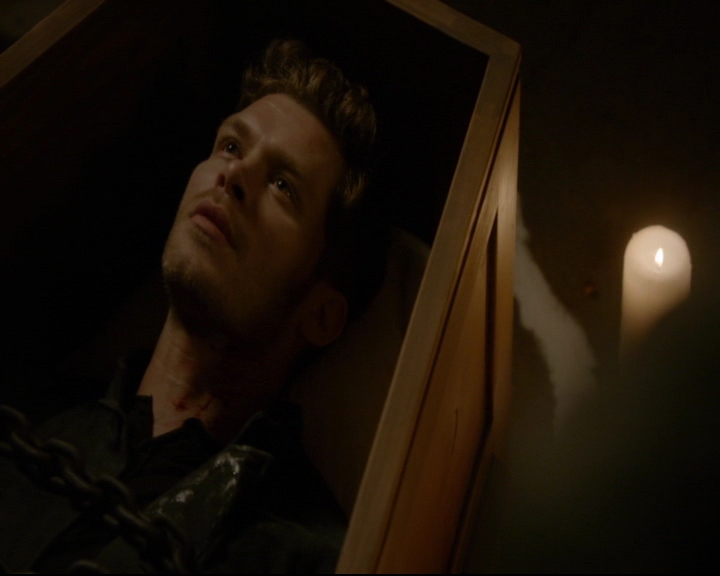 vampirediariesworld-dot-nl_TheOriginals5x04BetweenTheDevilAndTheDeepBlueSea01770.jpg