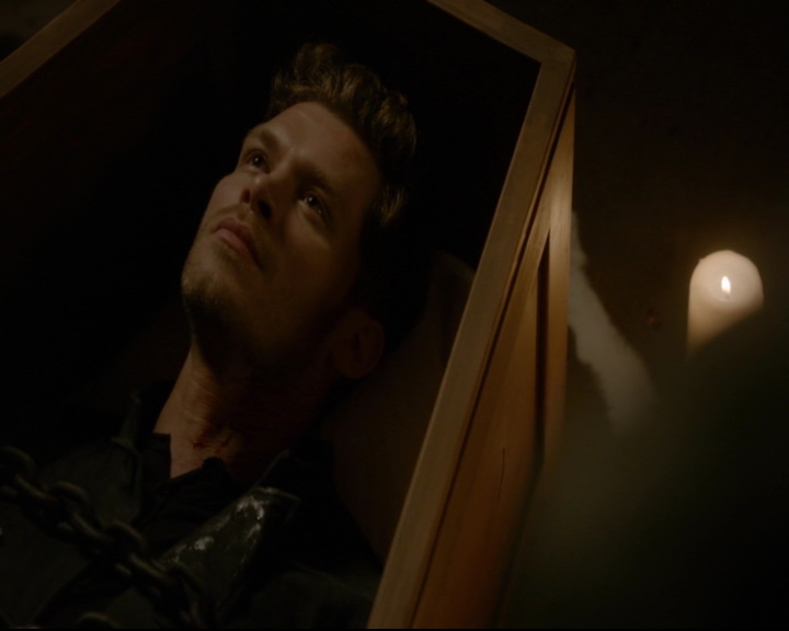 vampirediariesworld-dot-nl_TheOriginals5x04BetweenTheDevilAndTheDeepBlueSea01772.jpg