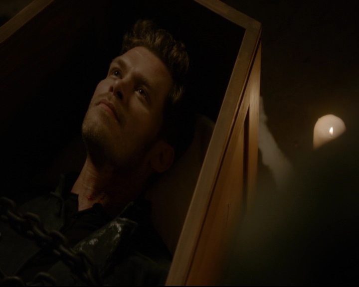 vampirediariesworld-dot-nl_TheOriginals5x04BetweenTheDevilAndTheDeepBlueSea01773.jpg