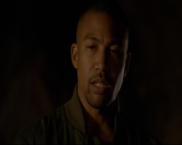 vampirediariesworld-dot-nl_TheOriginals5x04BetweenTheDevilAndTheDeepBlueSea01783.jpg