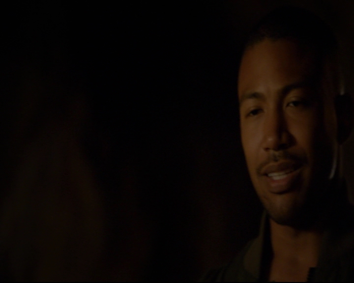 vampirediariesworld-dot-nl_TheOriginals5x04BetweenTheDevilAndTheDeepBlueSea01784.jpg