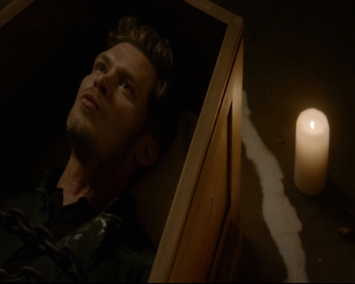 vampirediariesworld-dot-nl_TheOriginals5x04BetweenTheDevilAndTheDeepBlueSea01795.jpg