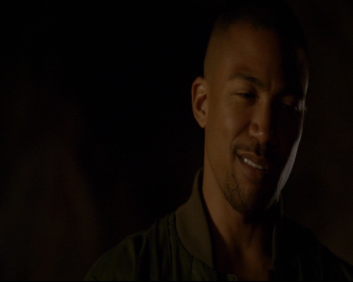 vampirediariesworld-dot-nl_TheOriginals5x04BetweenTheDevilAndTheDeepBlueSea01801.jpg