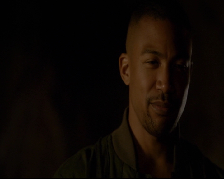 vampirediariesworld-dot-nl_TheOriginals5x04BetweenTheDevilAndTheDeepBlueSea01802.jpg