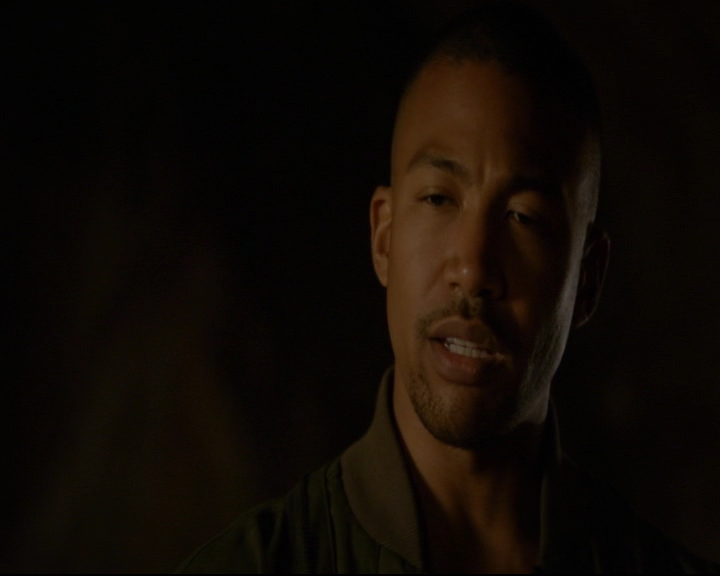 vampirediariesworld-dot-nl_TheOriginals5x04BetweenTheDevilAndTheDeepBlueSea01829.jpg