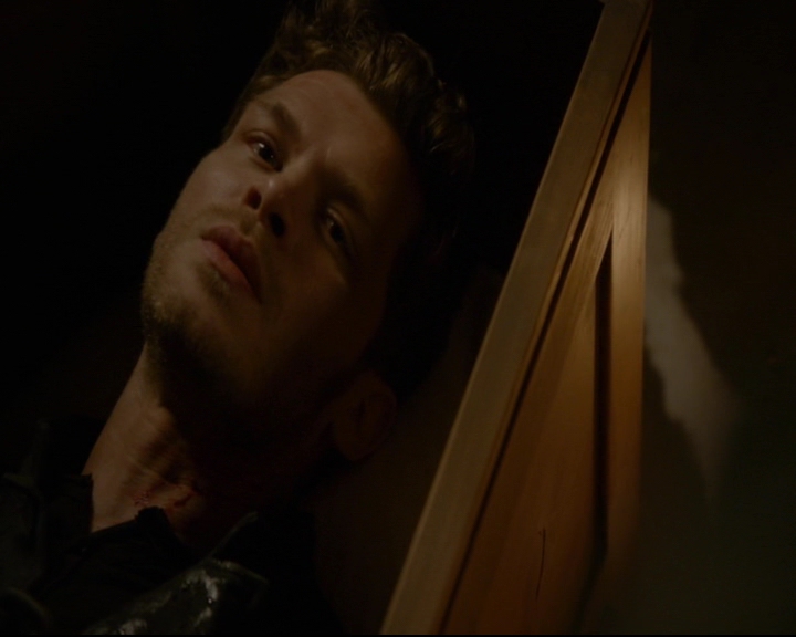vampirediariesworld-dot-nl_TheOriginals5x04BetweenTheDevilAndTheDeepBlueSea01837.jpg