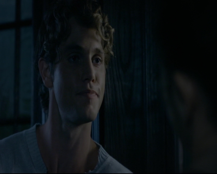 vampirediariesworld-dot-nl_TheOriginals5x04BetweenTheDevilAndTheDeepBlueSea02006.jpg