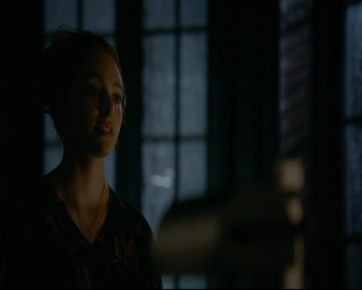 vampirediariesworld-dot-nl_TheOriginals5x04BetweenTheDevilAndTheDeepBlueSea02037.jpg