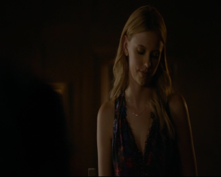 vampirediariesworld-dot-nl_TheOriginals5x04BetweenTheDevilAndTheDeepBlueSea02040.jpg