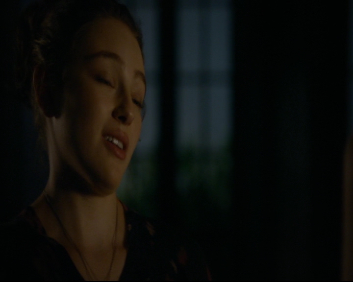 vampirediariesworld-dot-nl_TheOriginals5x04BetweenTheDevilAndTheDeepBlueSea02059.jpg