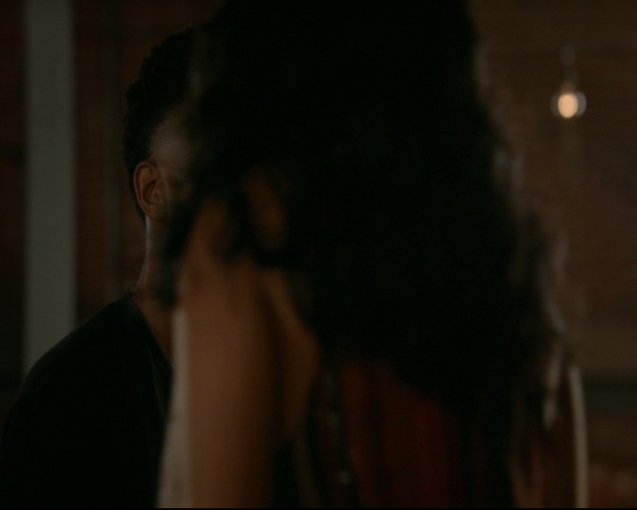 vampirediariesworld-dot-nl_TheOriginals5x04BetweenTheDevilAndTheDeepBlueSea02094.jpg