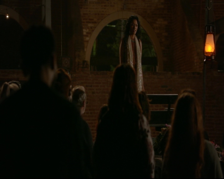 vampirediariesworld-dot-nl_TheOriginals5x04BetweenTheDevilAndTheDeepBlueSea02122.jpg