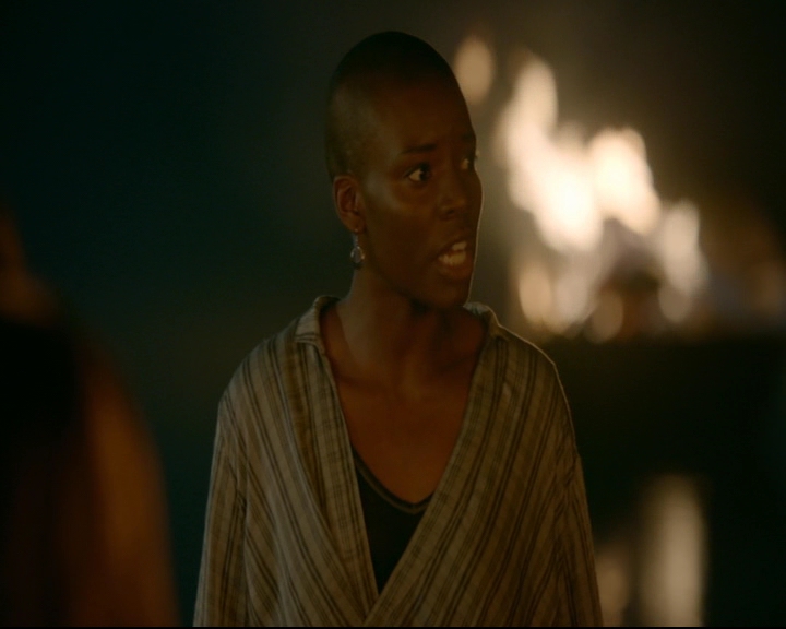 vampirediariesworld-dot-nl_TheOriginals5x04BetweenTheDevilAndTheDeepBlueSea02193.jpg