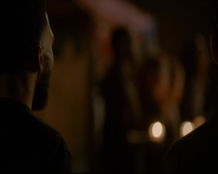 vampirediariesworld-dot-nl_TheOriginals5x04BetweenTheDevilAndTheDeepBlueSea02240.jpg