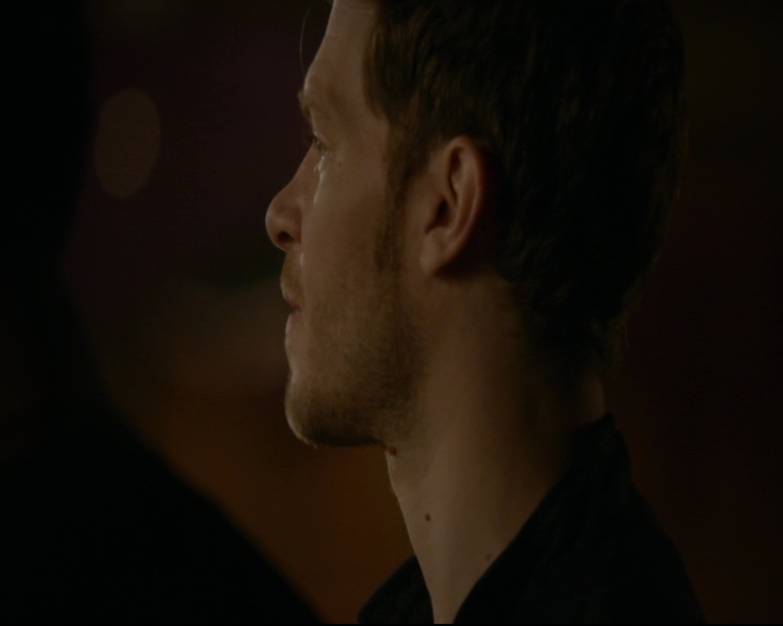 vampirediariesworld-dot-nl_TheOriginals5x04BetweenTheDevilAndTheDeepBlueSea02254.jpg