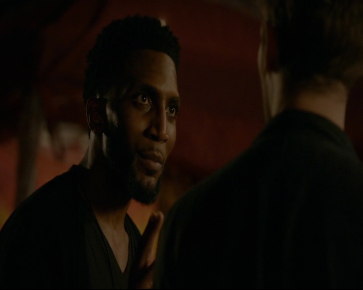 vampirediariesworld-dot-nl_TheOriginals5x04BetweenTheDevilAndTheDeepBlueSea02265.jpg