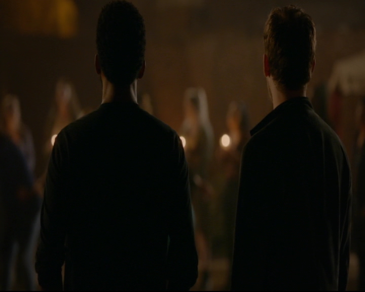 vampirediariesworld-dot-nl_TheOriginals5x04BetweenTheDevilAndTheDeepBlueSea02278.jpg