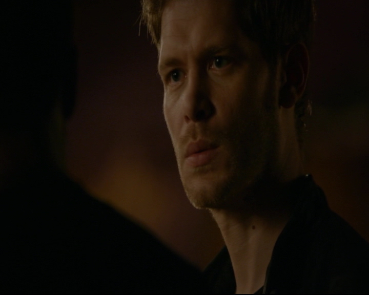 vampirediariesworld-dot-nl_TheOriginals5x04BetweenTheDevilAndTheDeepBlueSea02298.jpg