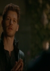 vampirediariesworld-dot-nl_TheOriginals5x05DontItJustBreakYourHeart01957.jpg