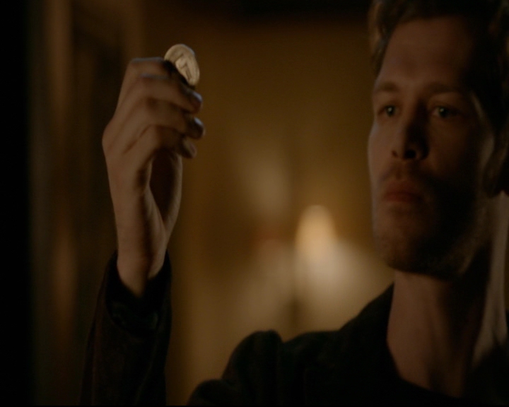 vampirediariesworld-dot-nl_TheOriginals5x05DontItJustBreakYourHeart00020.jpg