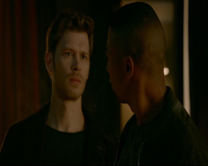 vampirediariesworld-dot-nl_TheOriginals5x05DontItJustBreakYourHeart00078.jpg