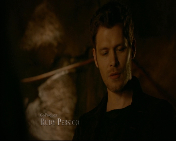 vampirediariesworld-dot-nl_TheOriginals5x05DontItJustBreakYourHeart00144.jpg