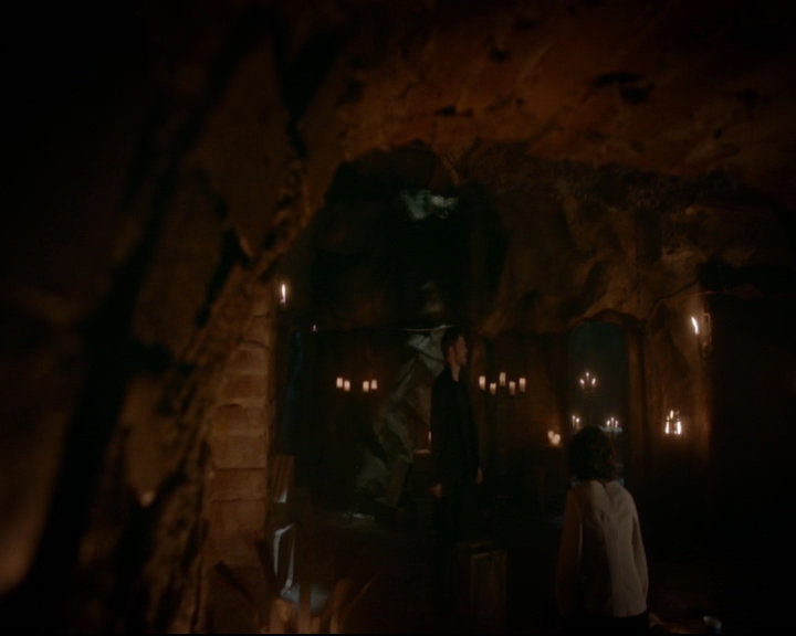 vampirediariesworld-dot-nl_TheOriginals5x05DontItJustBreakYourHeart01031.jpg
