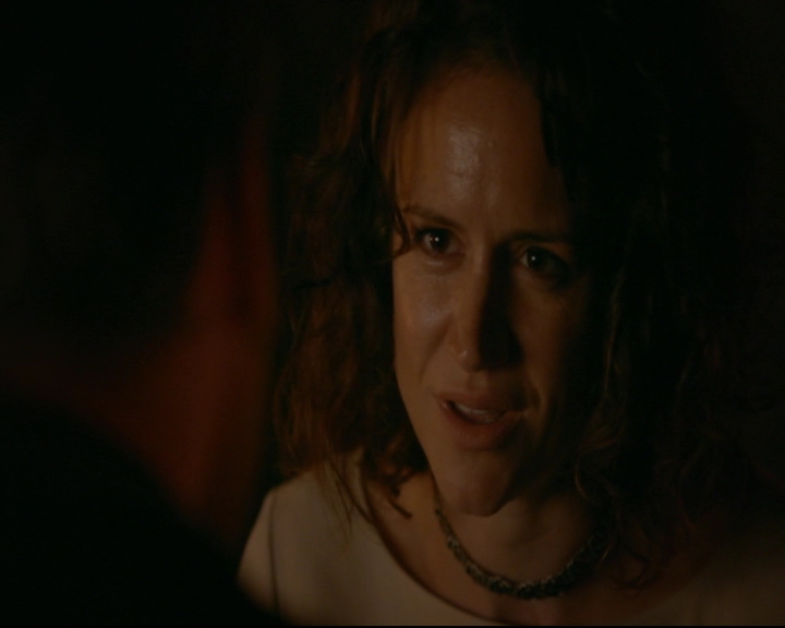 vampirediariesworld-dot-nl_TheOriginals5x05DontItJustBreakYourHeart01055.jpg