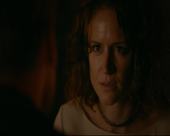 vampirediariesworld-dot-nl_TheOriginals5x05DontItJustBreakYourHeart01056.jpg