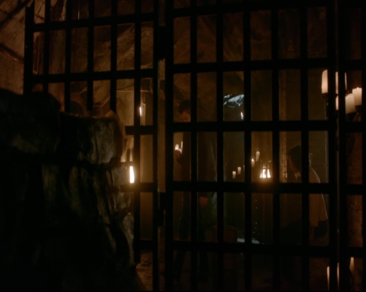 vampirediariesworld-dot-nl_TheOriginals5x05DontItJustBreakYourHeart01061.jpg