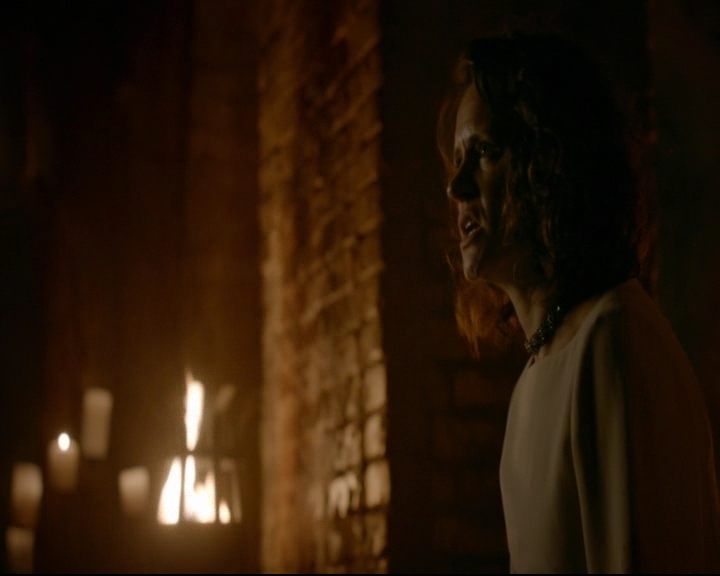 vampirediariesworld-dot-nl_TheOriginals5x05DontItJustBreakYourHeart01066.jpg