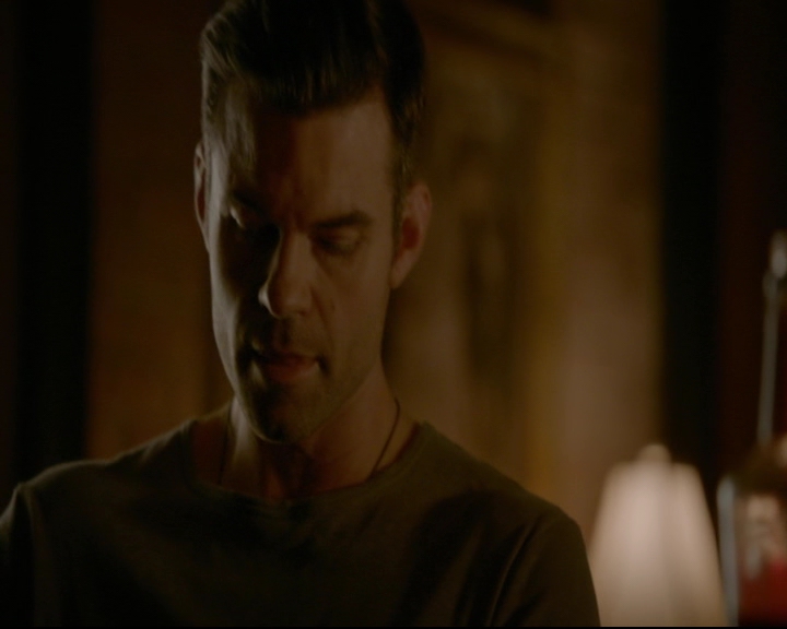 vampirediariesworld-dot-nl_TheOriginals5x05DontItJustBreakYourHeart01105.jpg