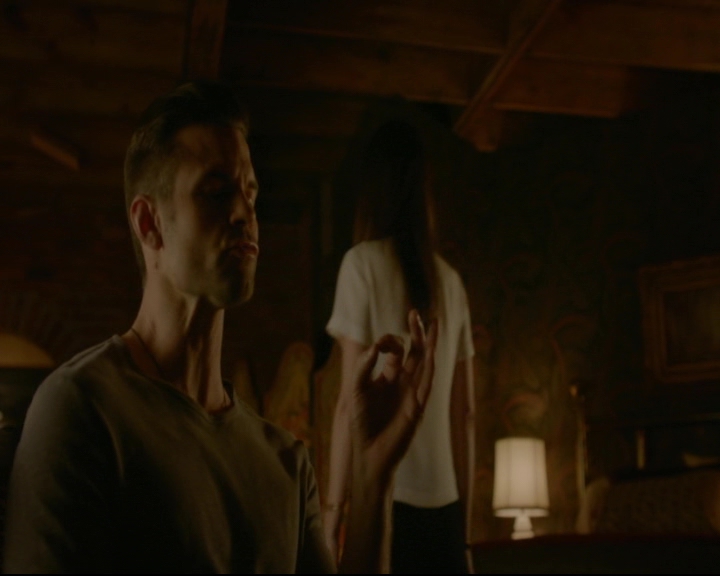 vampirediariesworld-dot-nl_TheOriginals5x05DontItJustBreakYourHeart01120.jpg