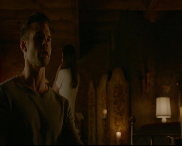 vampirediariesworld-dot-nl_TheOriginals5x05DontItJustBreakYourHeart01122.jpg