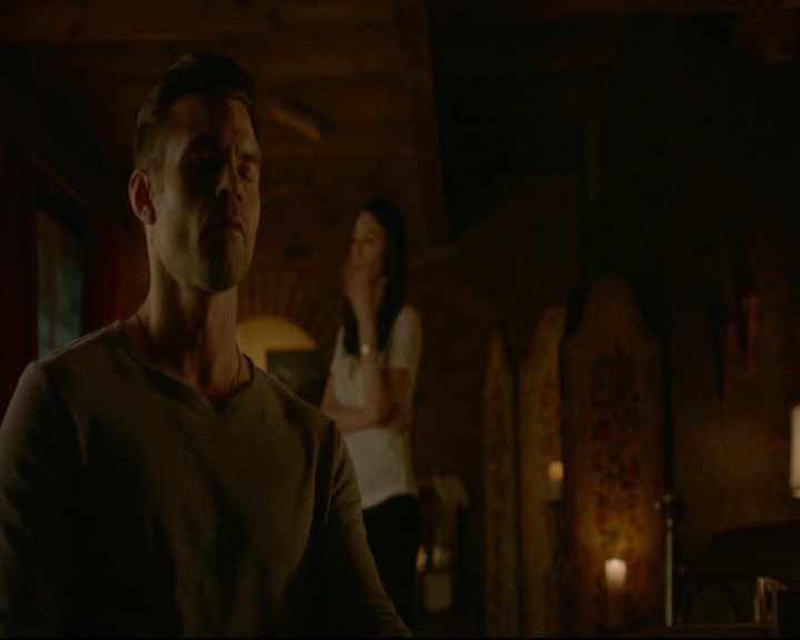 vampirediariesworld-dot-nl_TheOriginals5x05DontItJustBreakYourHeart01123.jpg