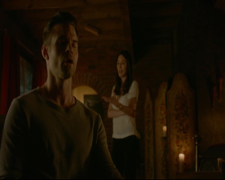 vampirediariesworld-dot-nl_TheOriginals5x05DontItJustBreakYourHeart01124.jpg