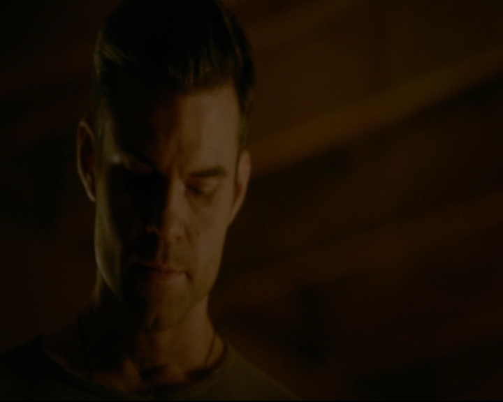 vampirediariesworld-dot-nl_TheOriginals5x05DontItJustBreakYourHeart01145.jpg