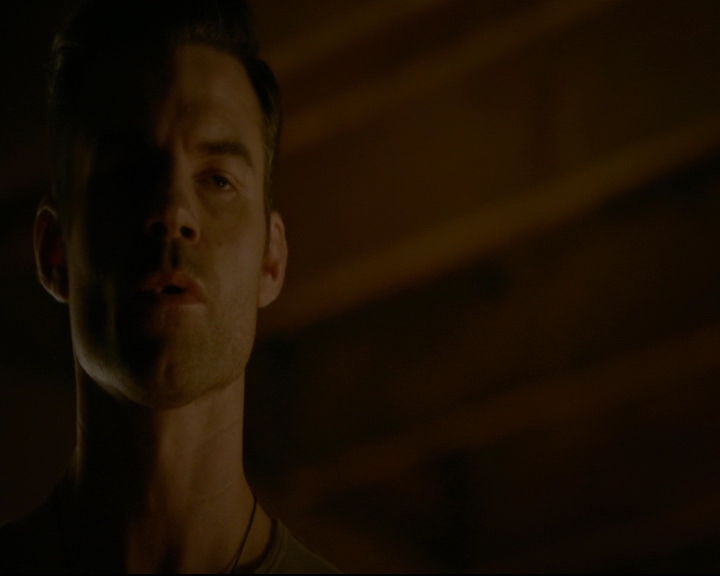 vampirediariesworld-dot-nl_TheOriginals5x05DontItJustBreakYourHeart01148.jpg