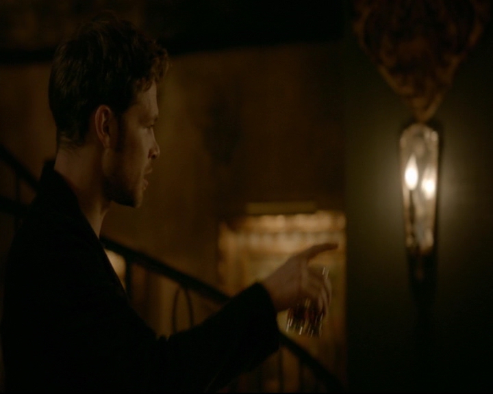 vampirediariesworld-dot-nl_TheOriginals5x05DontItJustBreakYourHeart01180.jpg