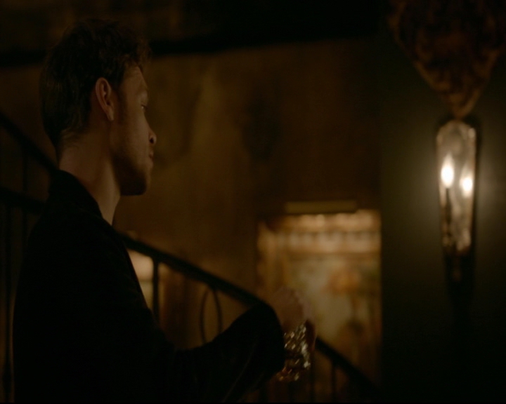 vampirediariesworld-dot-nl_TheOriginals5x05DontItJustBreakYourHeart01181.jpg