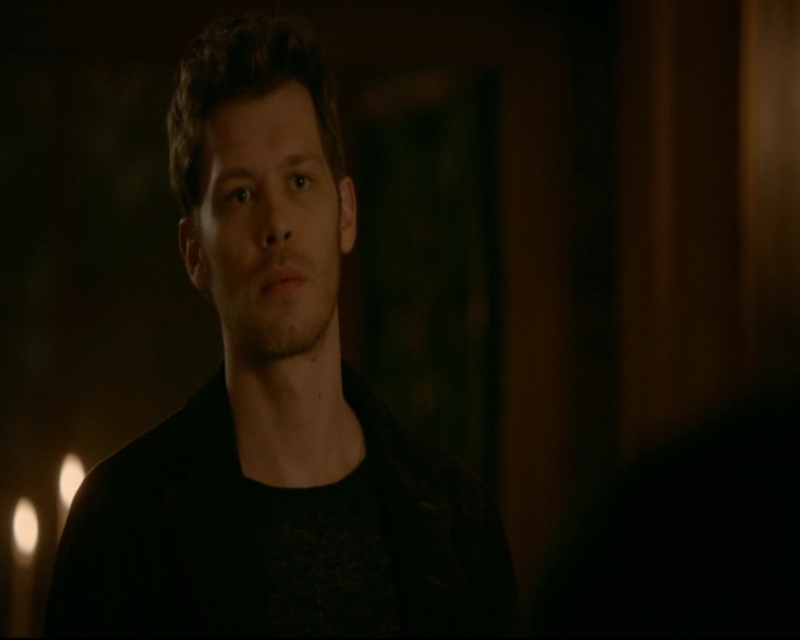 vampirediariesworld-dot-nl_TheOriginals5x05DontItJustBreakYourHeart01185.jpg