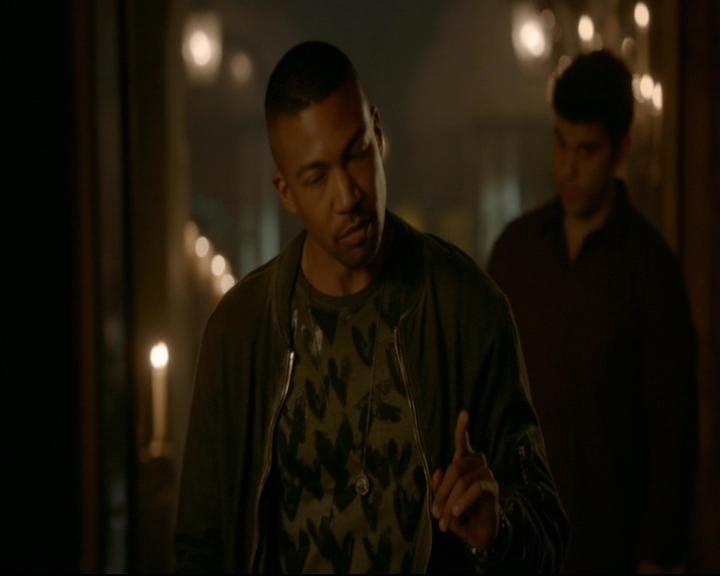 vampirediariesworld-dot-nl_TheOriginals5x05DontItJustBreakYourHeart01221.jpg