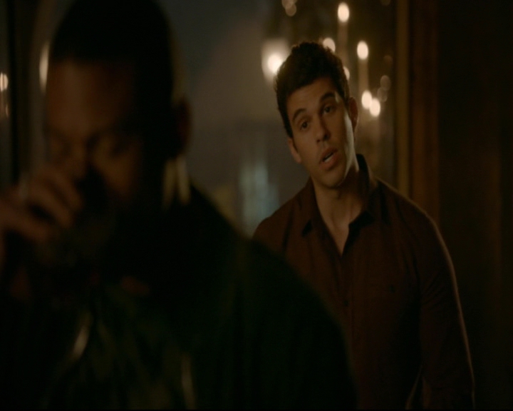 vampirediariesworld-dot-nl_TheOriginals5x05DontItJustBreakYourHeart01228.jpg