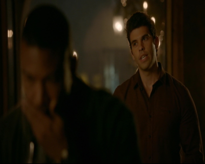 vampirediariesworld-dot-nl_TheOriginals5x05DontItJustBreakYourHeart01231.jpg