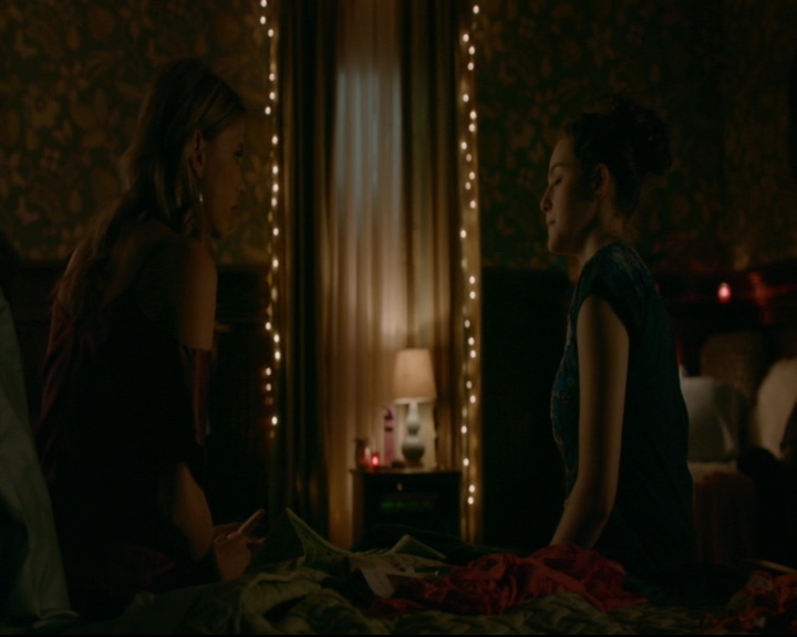 vampirediariesworld-dot-nl_TheOriginals5x05DontItJustBreakYourHeart01244.jpg