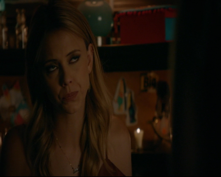 vampirediariesworld-dot-nl_TheOriginals5x05DontItJustBreakYourHeart01292.jpg