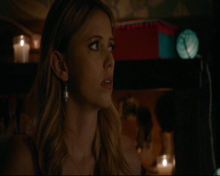 vampirediariesworld-dot-nl_TheOriginals5x05DontItJustBreakYourHeart01302.jpg