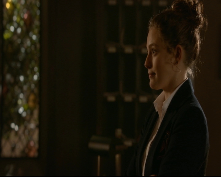 vampirediariesworld-dot-nl_TheOriginals5x05DontItJustBreakYourHeart01323.jpg